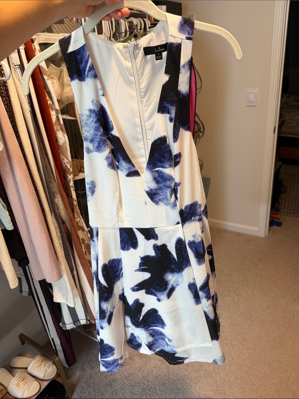 Lulu's White and Navy Floral V-Neck Mini Dress